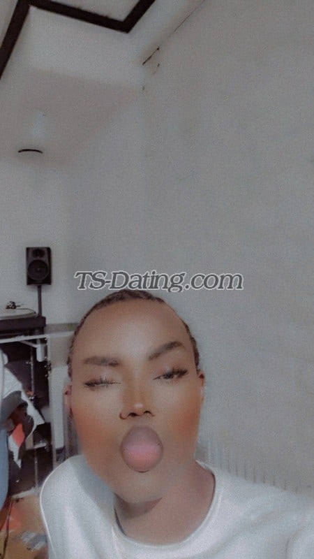 Jojo smith - Transsexual (Pre-op)