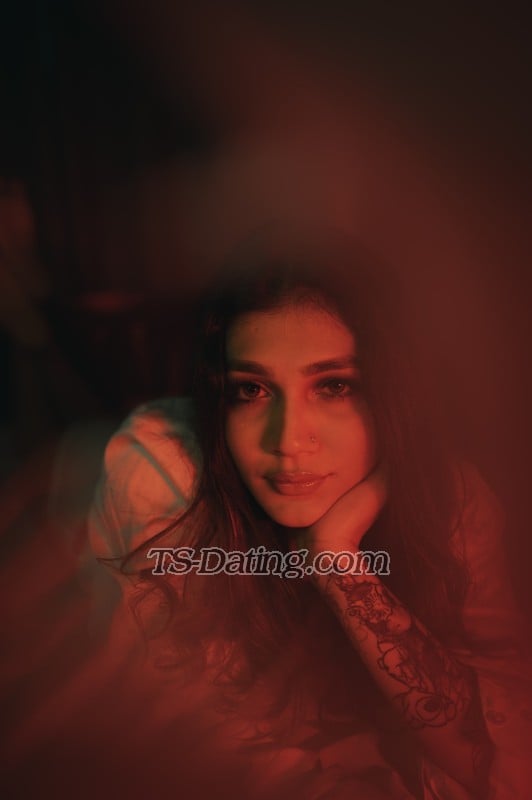 KKIARA - Transsexual (Pre-op)