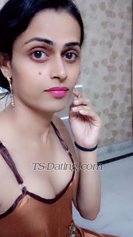 Kanpur teena - Crossdresser