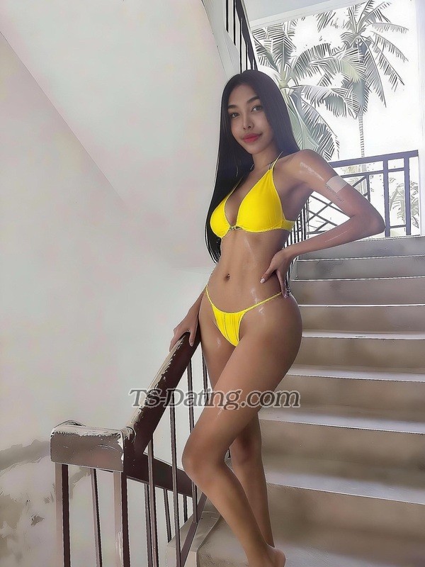 Karlie - Transsexual (Pre-op)