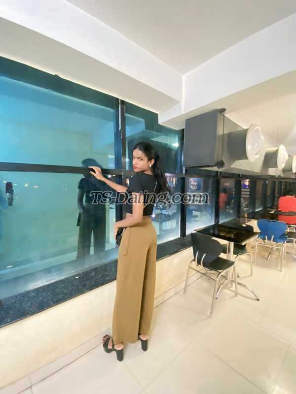 Kaylee R - Transsexual (Pre-op)