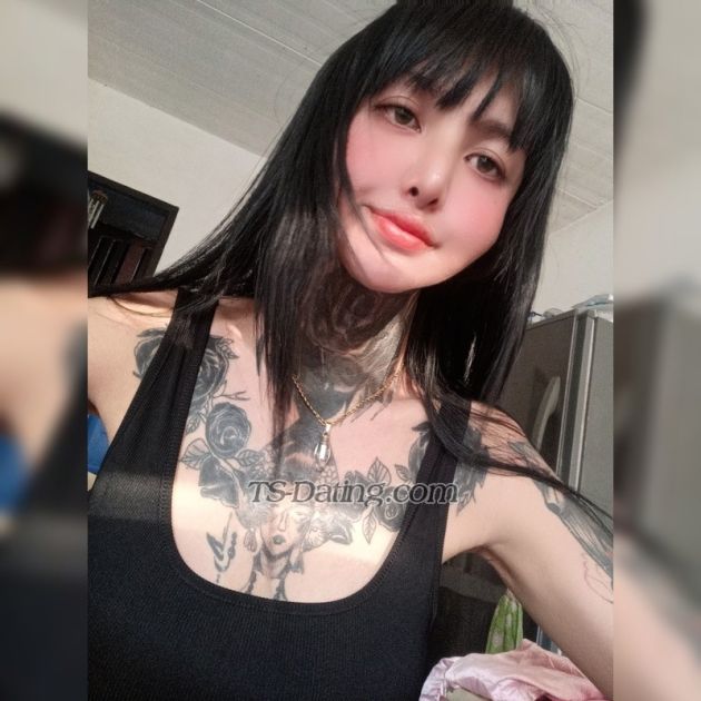 Kiki4you - Transsexual (Pre-op)