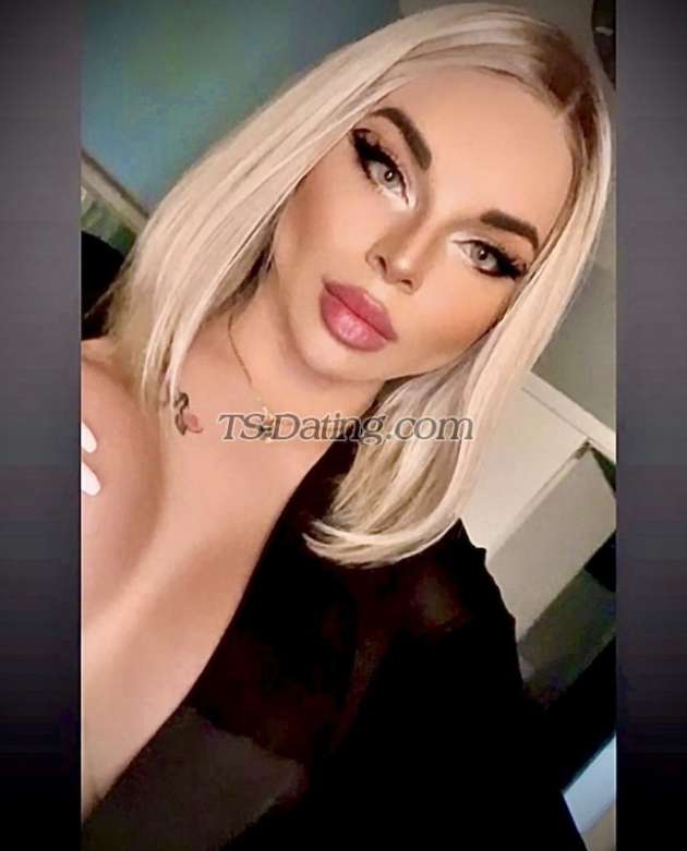 Kloesexy - Transsexual (Pre-op)