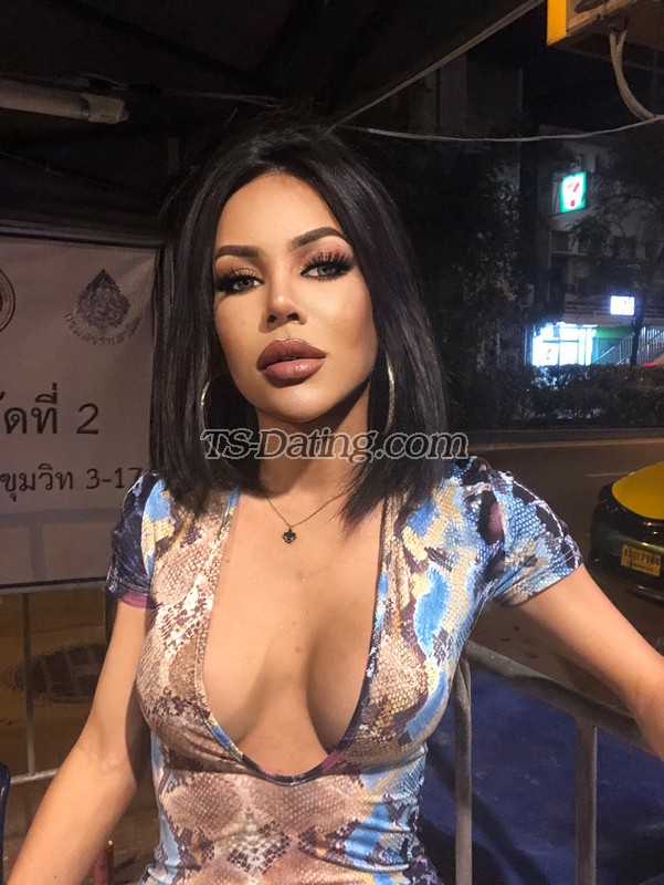 Kristy1989 - Transsexual (Pre-op)