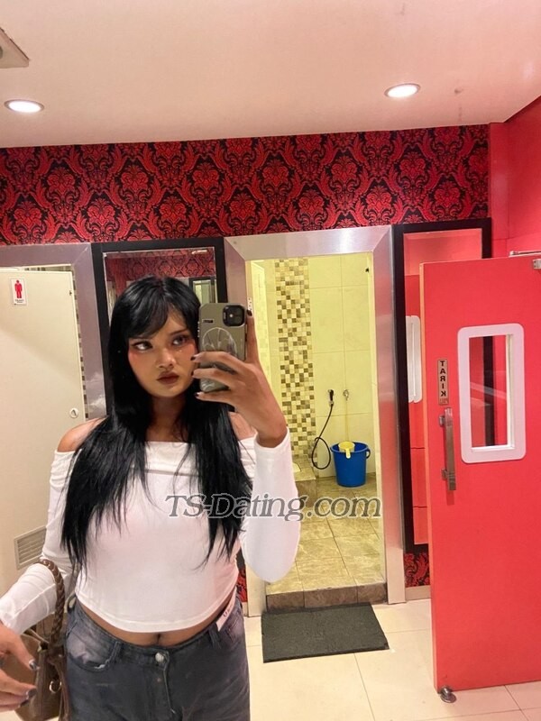 Kylashyamala - Transsexual (Pre-op)