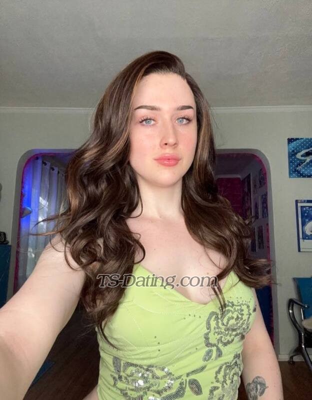 LinaSW - Transsexual (Pre-op)