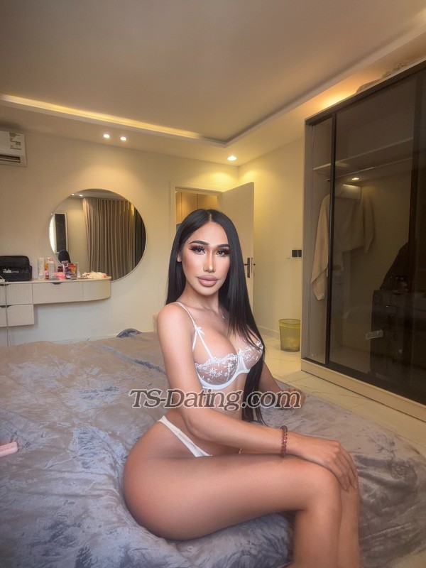 Lisa both top - Transsexual (Pre-op)