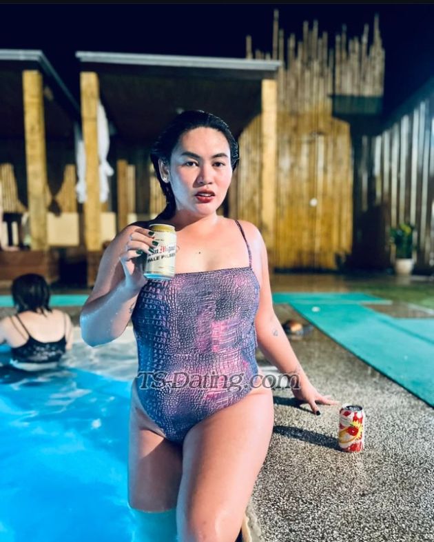 Lovelysexy09 - Transsexual (Pre-op)