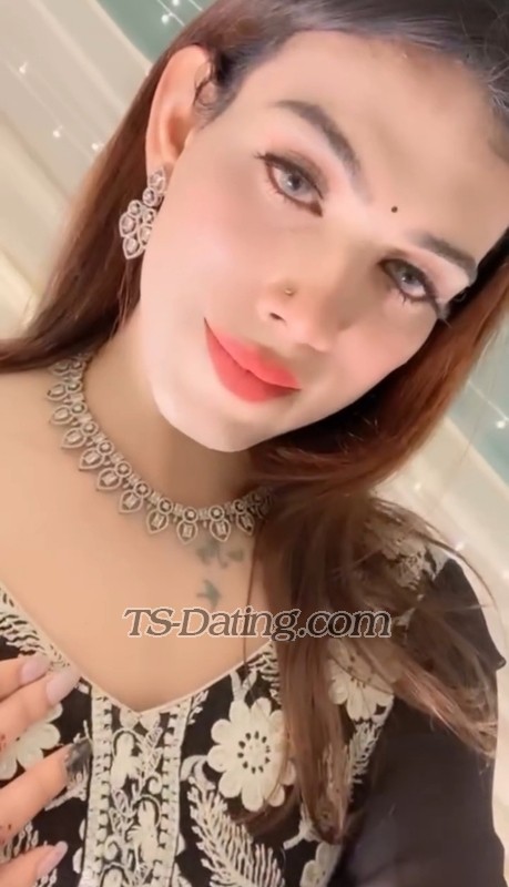 Lovey123 - Crossdresser