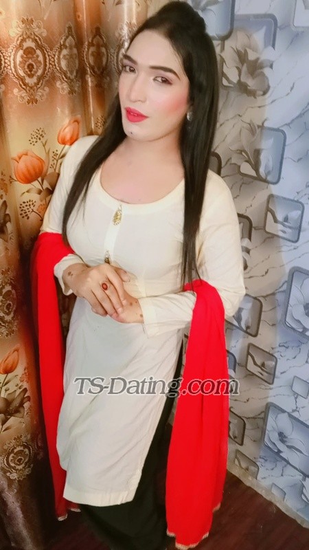 Mahanoor Dua - Transsexual (Pre-op)