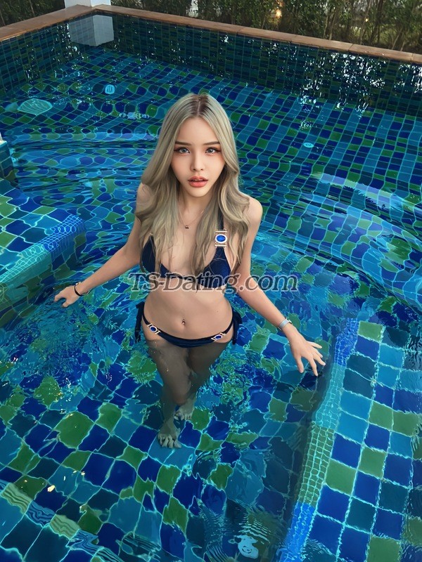 Makijung - Transsexual (Pre-op)