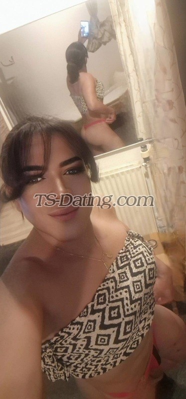 MaluXl - Transsexual (Pre-op)