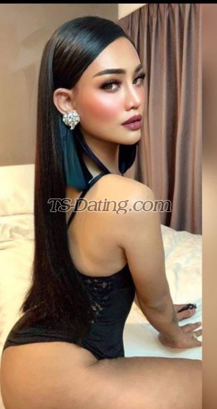 Maxi100 - Transsexual (Pre-op)