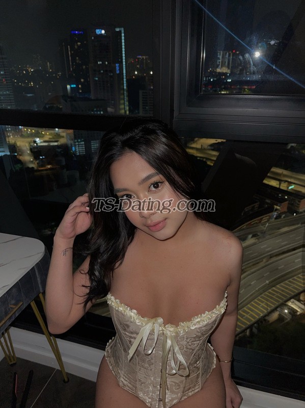 Maxineaustria - Transsexual (Pre-op)