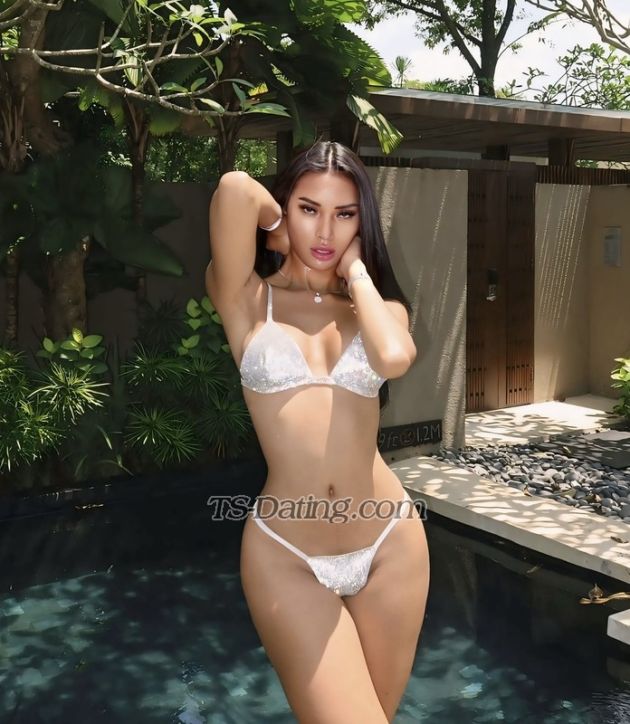 Mellan122 - Transsexual (Pre-op)