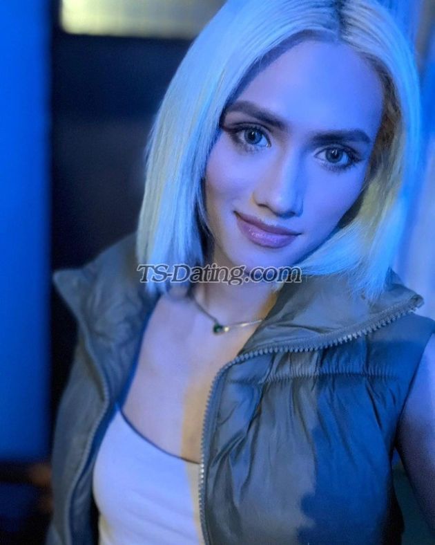 Michelle190 - Transsexual (Pre-op)