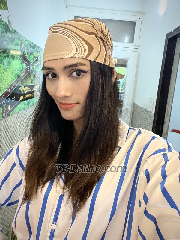 Michelle190 - Transsexual (Pre-op)