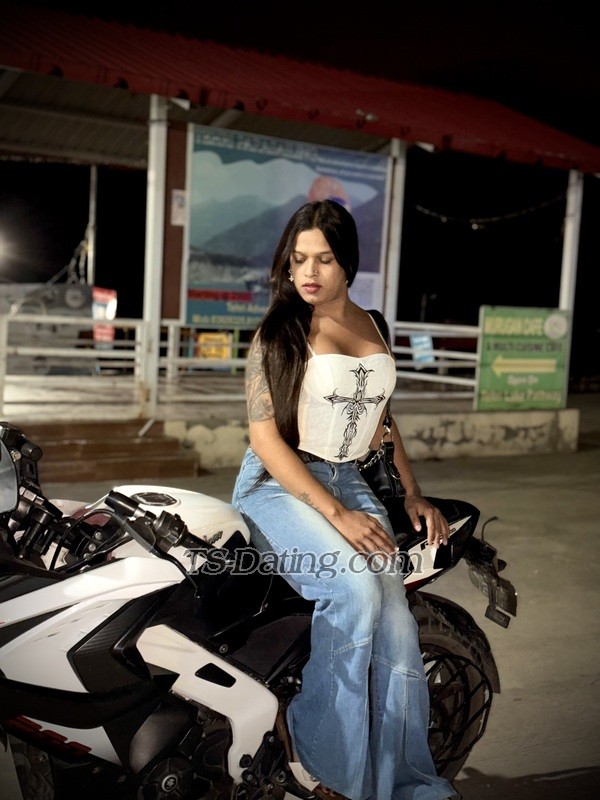 Miss Adaa - Transsexual (Pre-op)