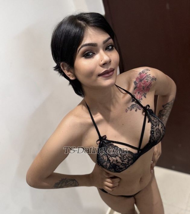 Miss Elly - Transsexual (Post-op)