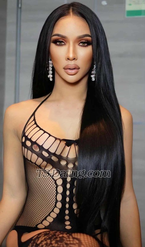 Moji44 - Transsexual (Pre-op)