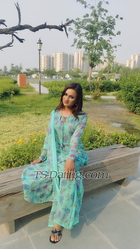 Mona jaan - Transsexual (Pre-op)