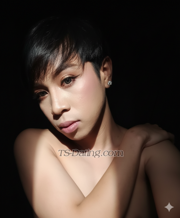 Mori700 - Transsexual (Pre-op)