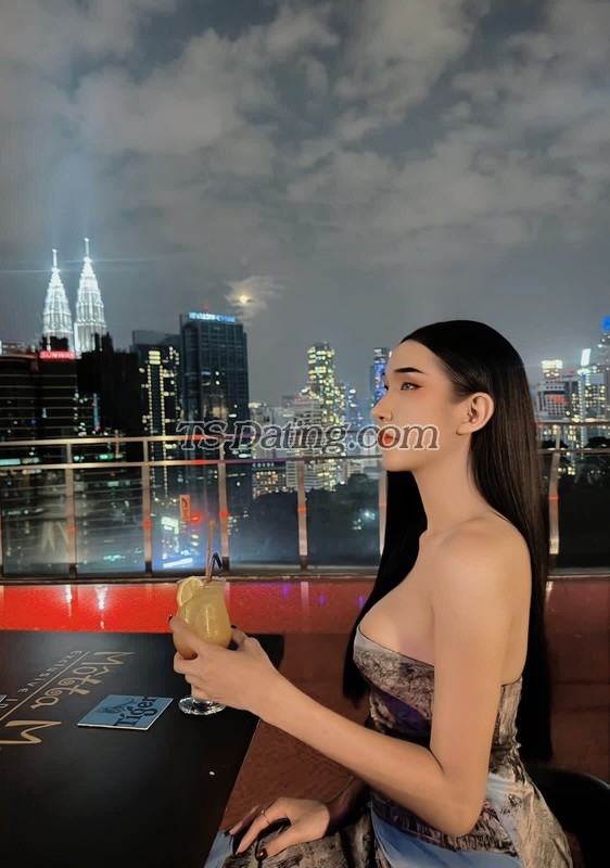 Nada zezy - Transsexual (Pre-op)