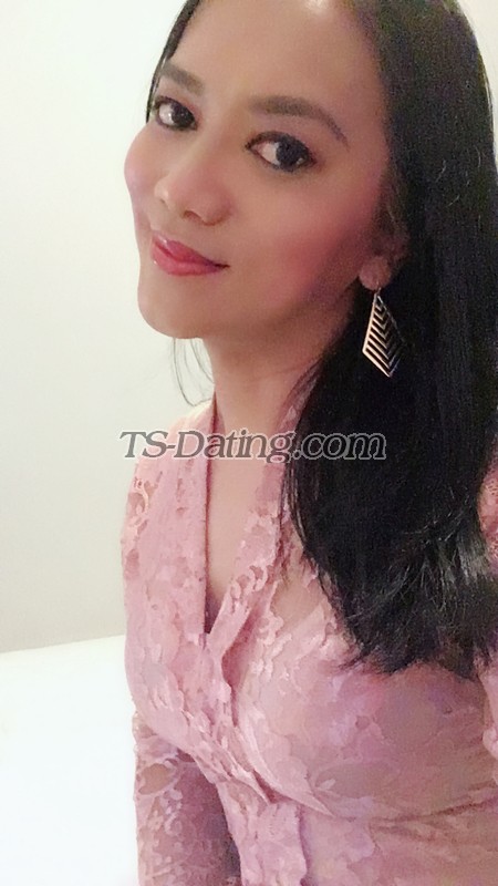 Nadeya - Transsexual (Pre-op)