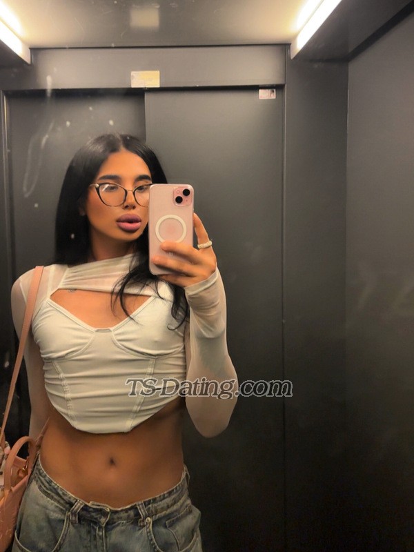 NaraShemale - Transsexual (Pre-op)