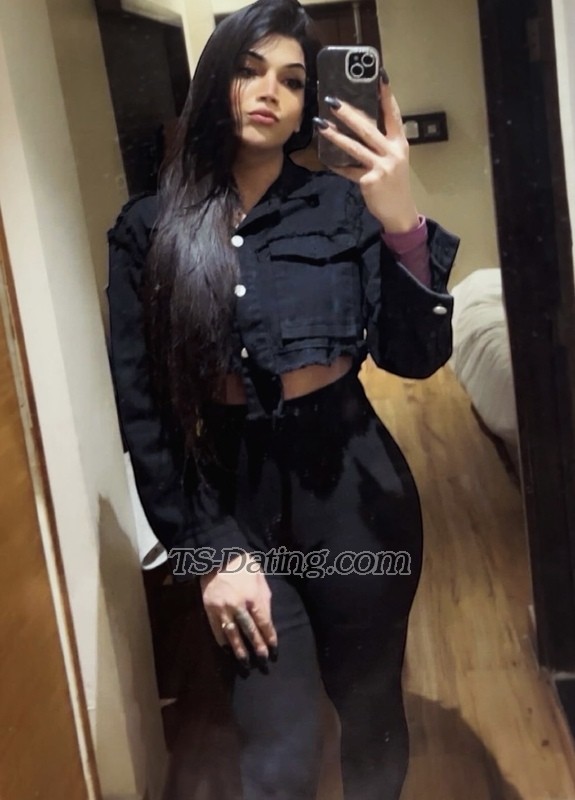 Niaa18 - Transsexual (Pre-op)