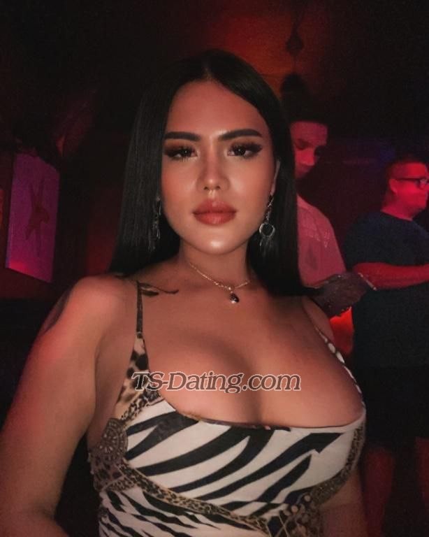 Olivia17 - Transsexual (Pre-op)