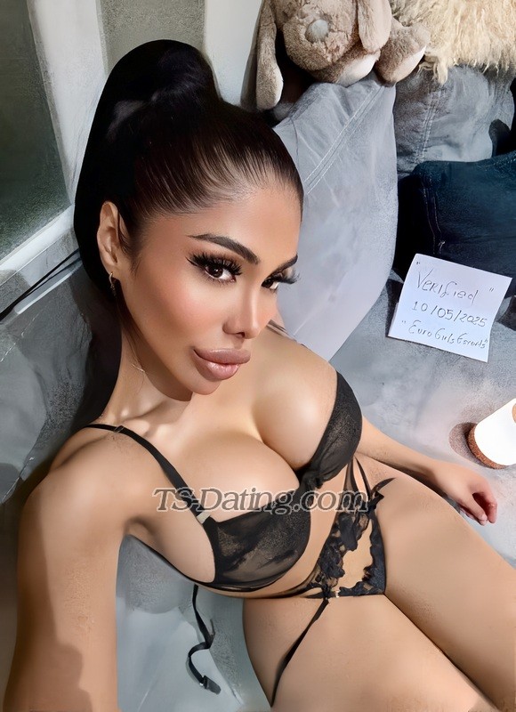 Oriana Piazza - Transsexual (Pre-op)