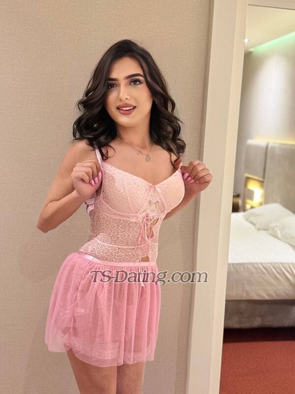 Pau007 - Transsexual (Pre-op)