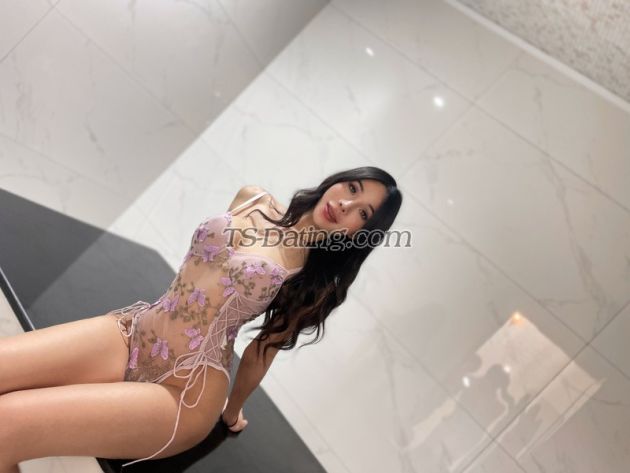 Pinky TH - Transsexual (Pre-op)
