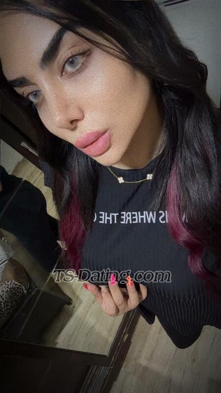 Queen Naya - Transsexual (Pre-op)