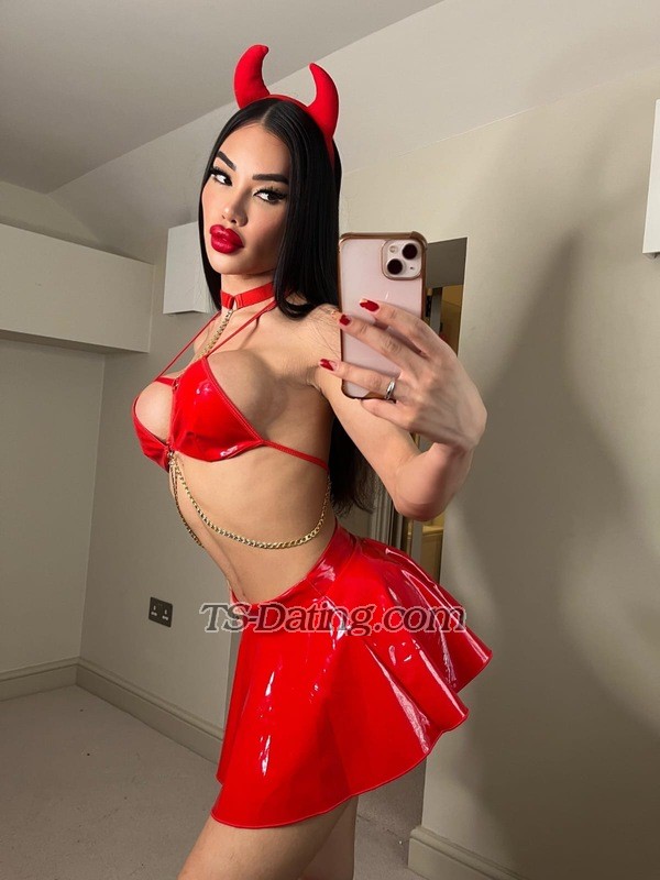 Ramona - Transsexual (Pre-op)