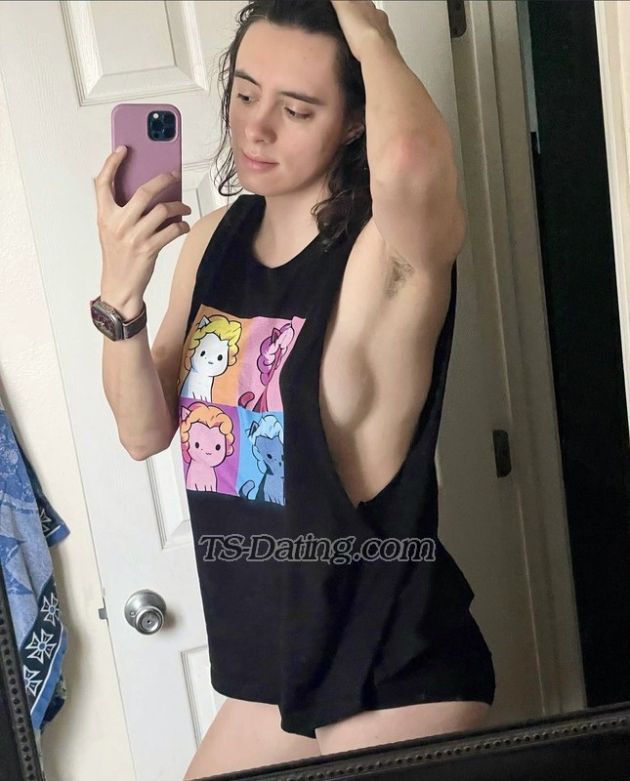 Ravele - Transsexual (Pre-op)