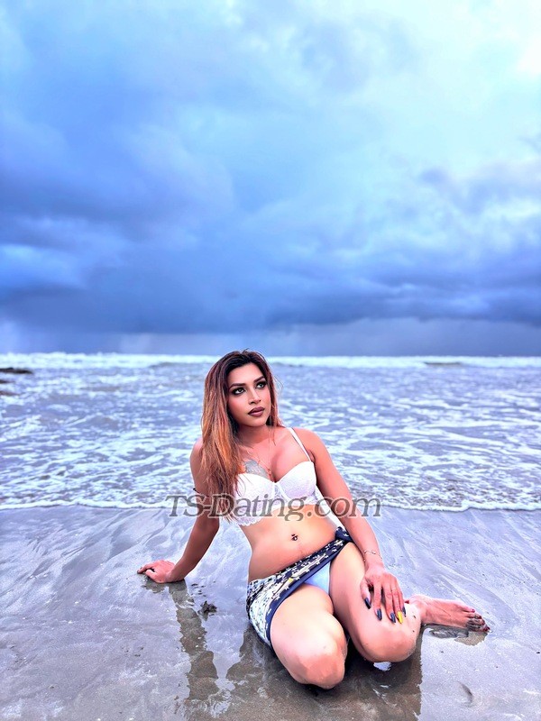 Raziya7 - Transsexual (Pre-op)
