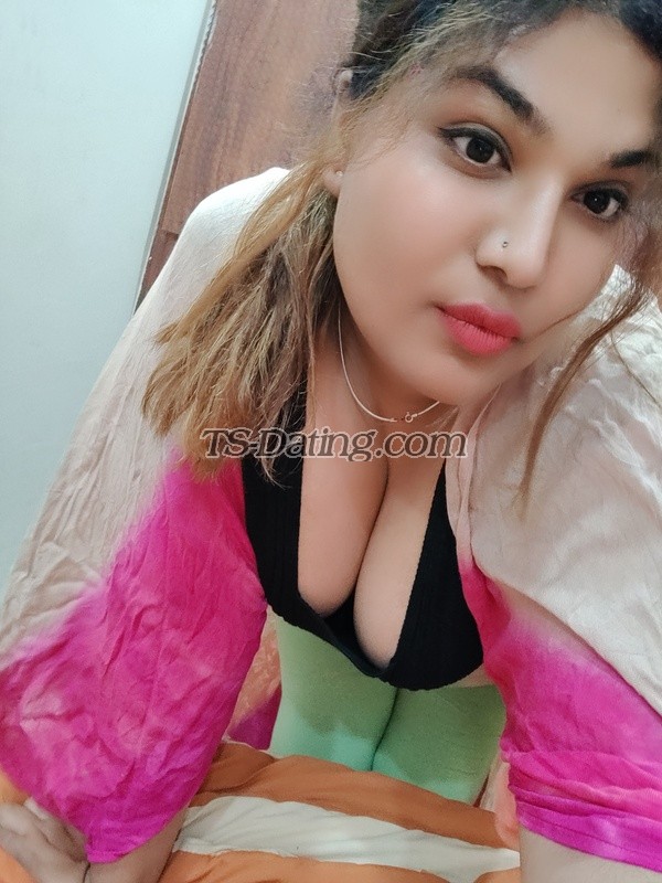Riddhi6 - Transsexual (Pre-op)