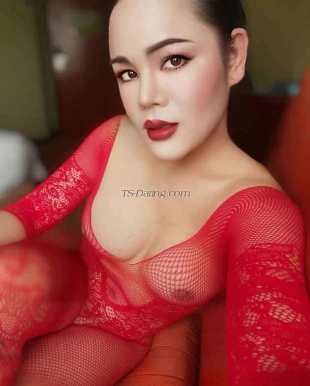 Rinnee Warin - Transsexual (Pre-op)
