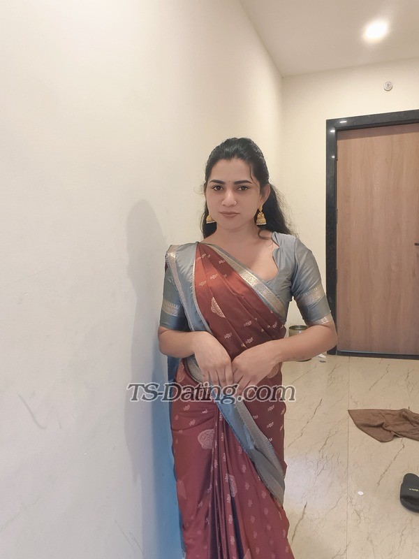 Riya mounika - Transsexual (Pre-op)