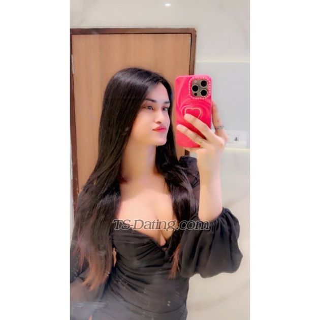 Rooh shaikh - Transsexual (Pre-op)