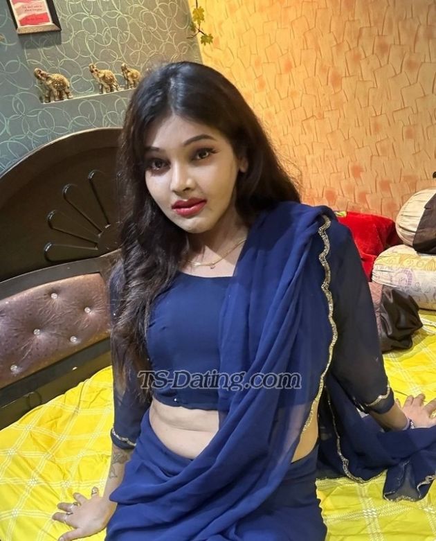 Rose9804 - Transsexual (Pre-op)