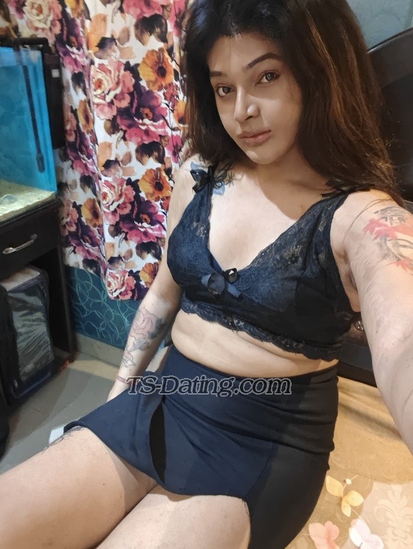 Rose9804 - Transsexual (Pre-op)
