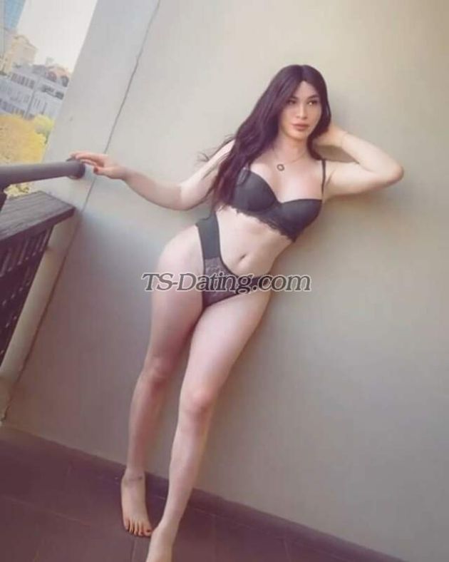 Rotana ruso - Transsexual (Pre-op)