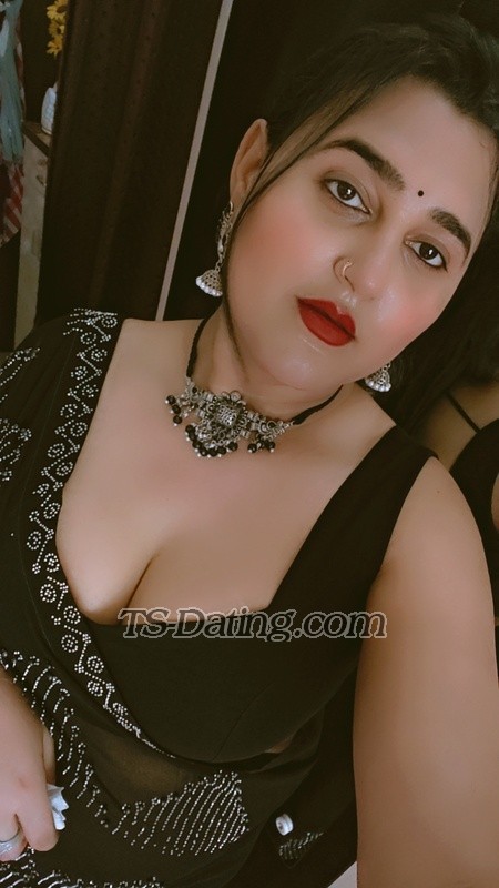 Royal Simmi - Transsexual (Pre-op)