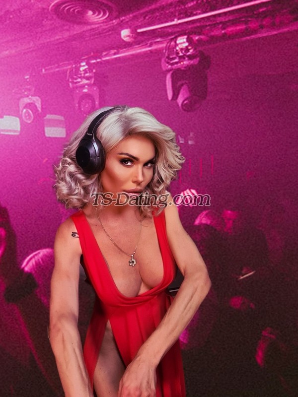 SIENNATRANS - Transsexual (Pre-op)