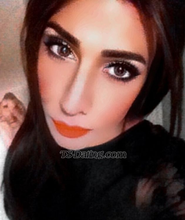 SexyIvy - Crossdresser