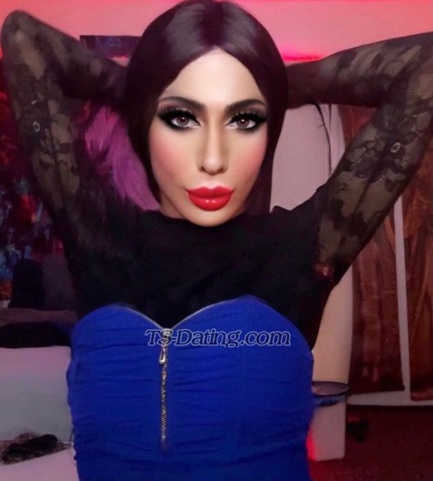 SexyIvy - Crossdresser