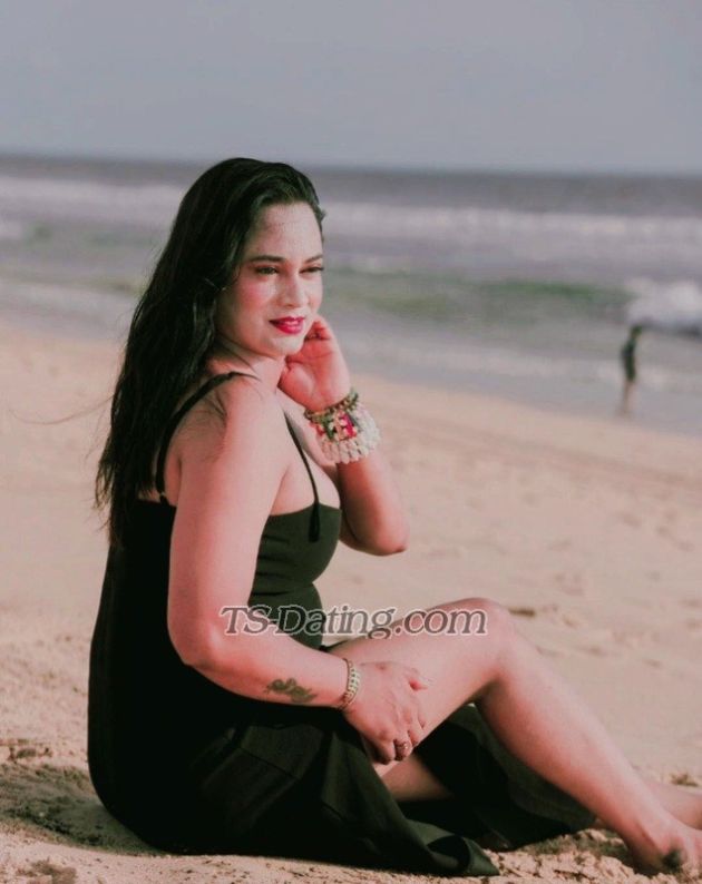 SexyKinjal25 - Transsexual (Pre-op)